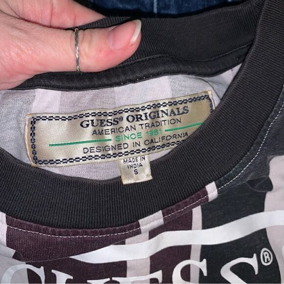 Guess Originals T-shirt Small - Picture 5 of 5
